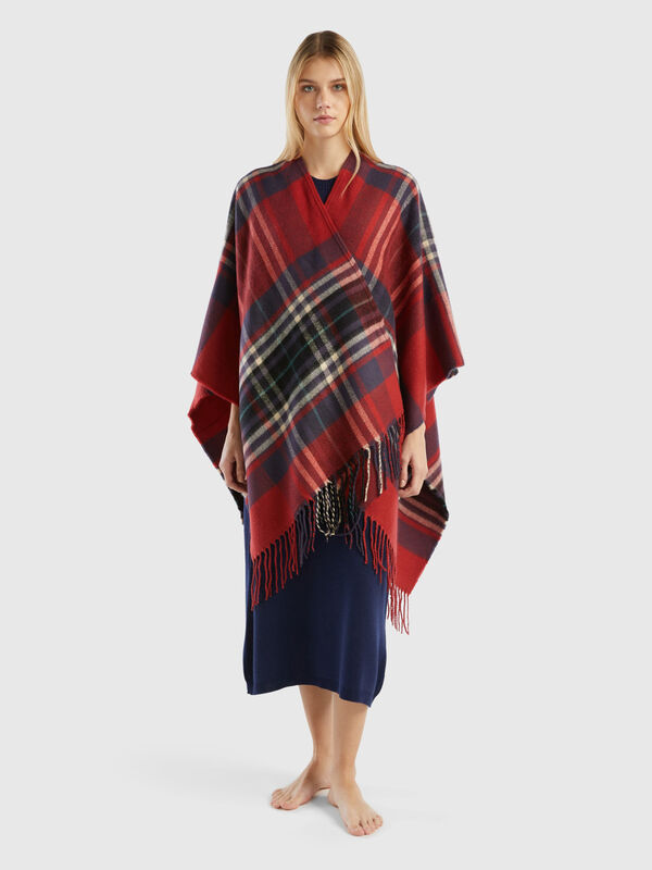 Tartan poncho