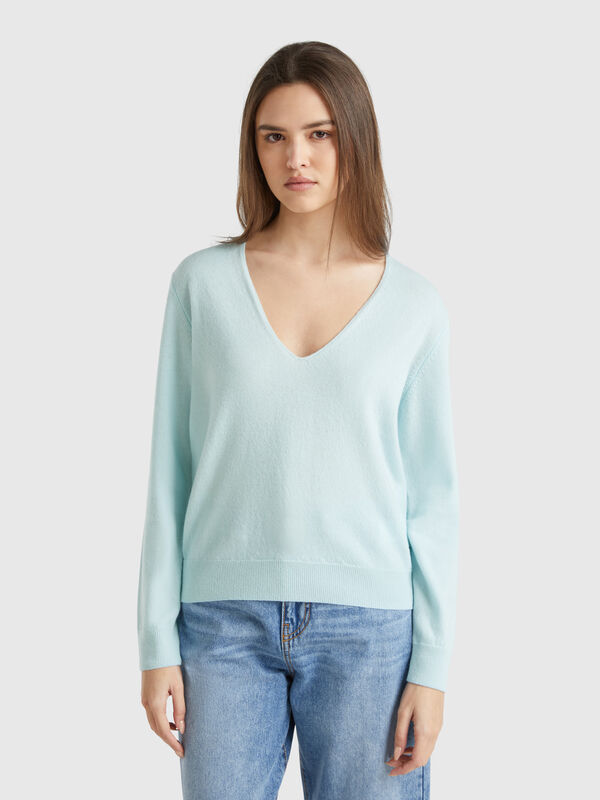 V-neck sweater in pure Merino wool Women