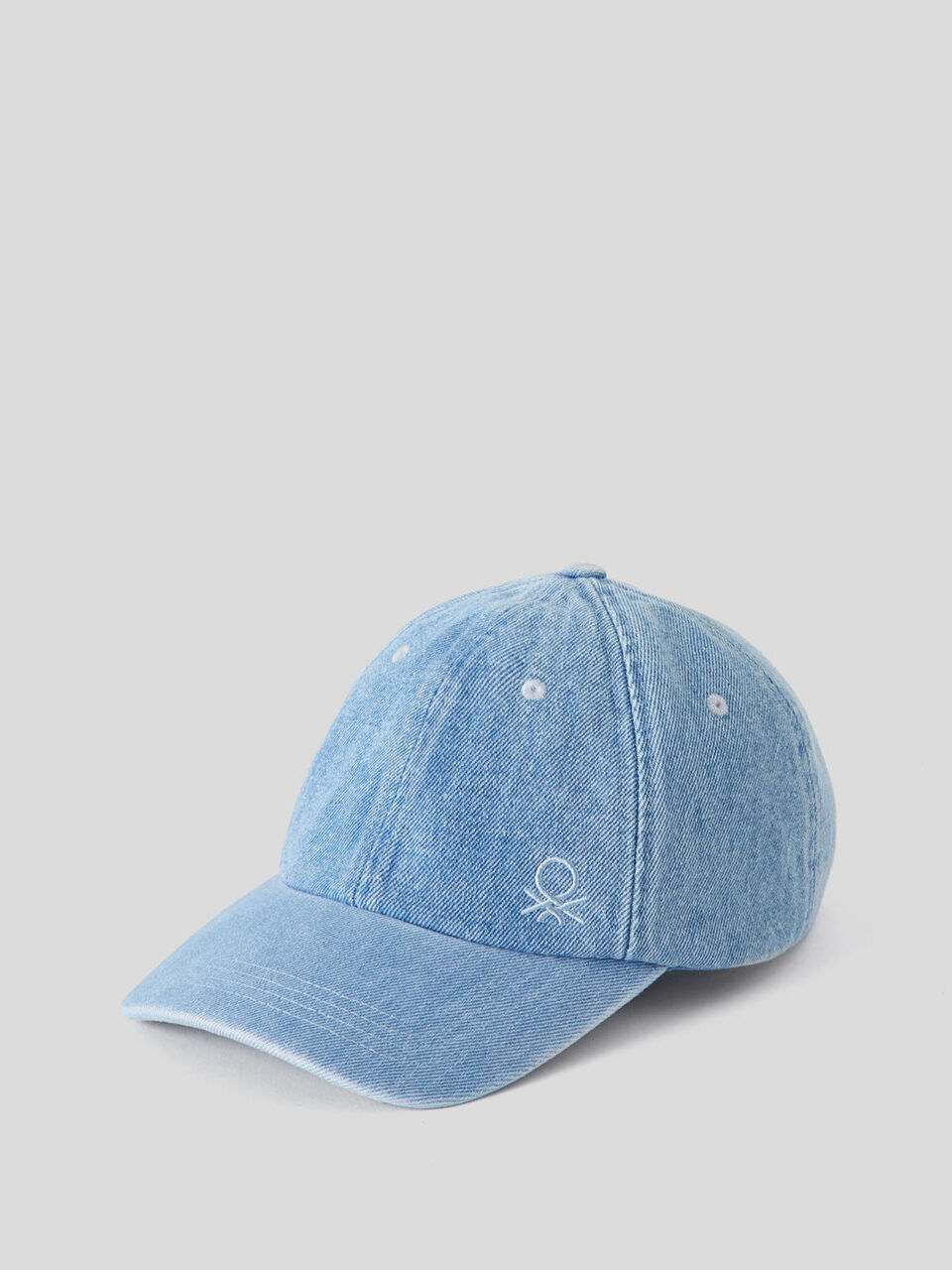 Denim hat with brim image number 1