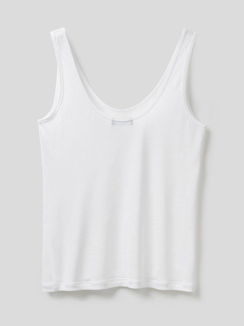 Tank top with round neck image number 2