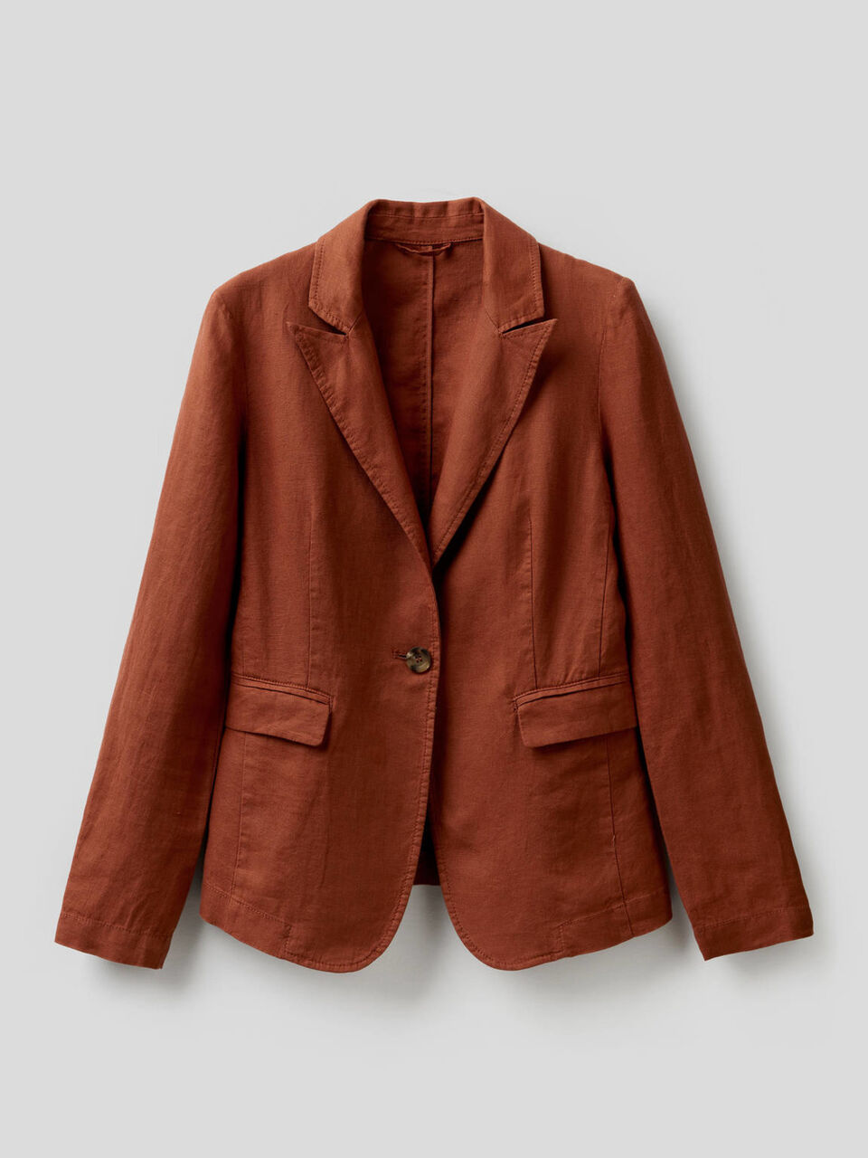 Waisted blazer in 100% linen image number null