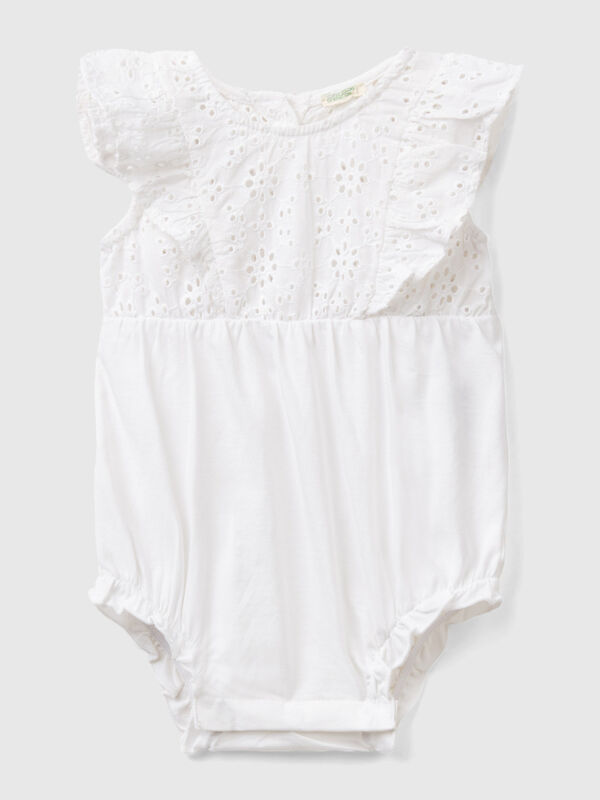 Onesie with broderie anglaise New Born (0-18 months)