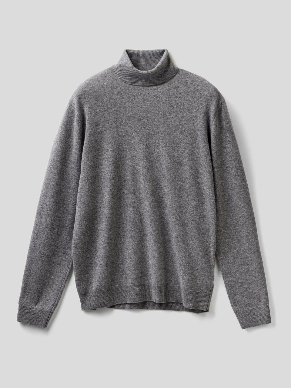 Turtleneck in pure virgin wool image number 1