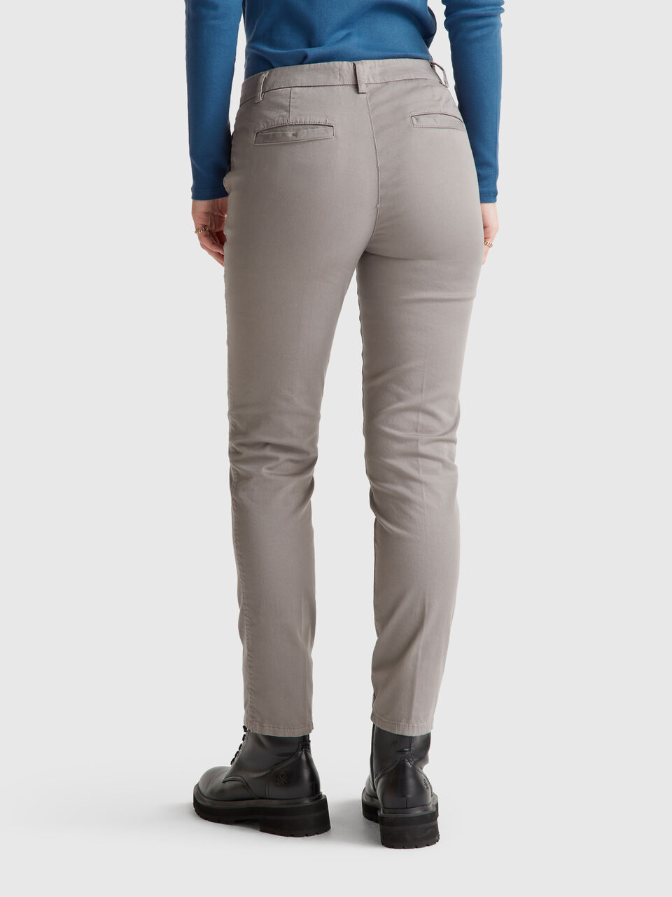 TROUSERS Women image number null