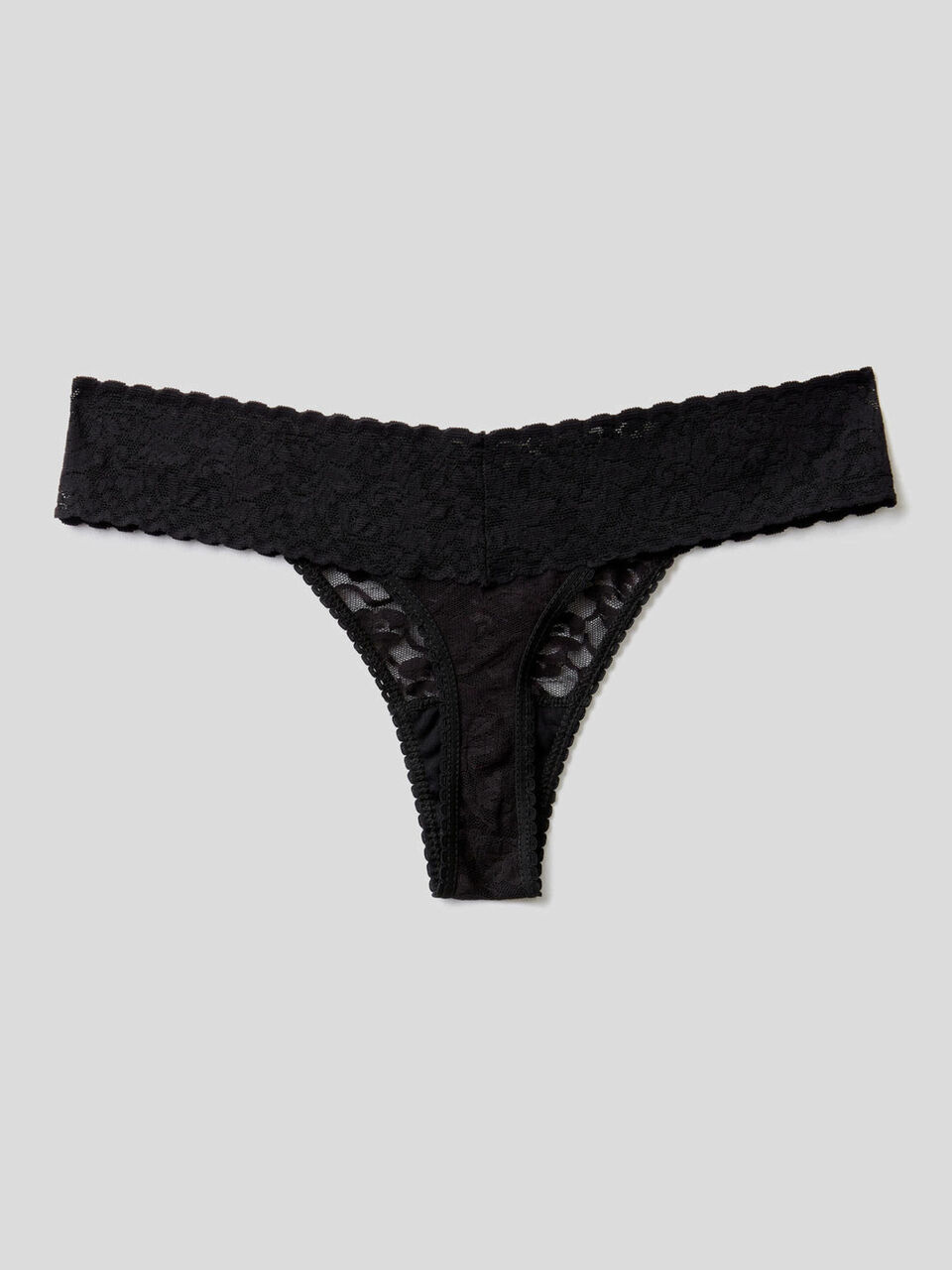 Stretch lace thong image number 2