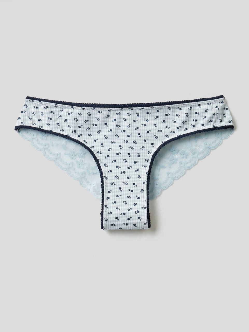 Brazilian underwear with stretch lace back image number 1