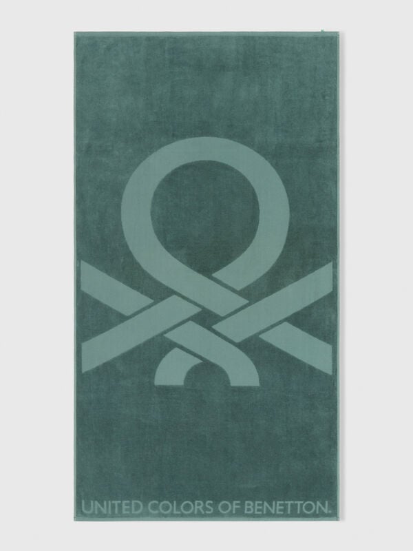 Jacquard beach towel