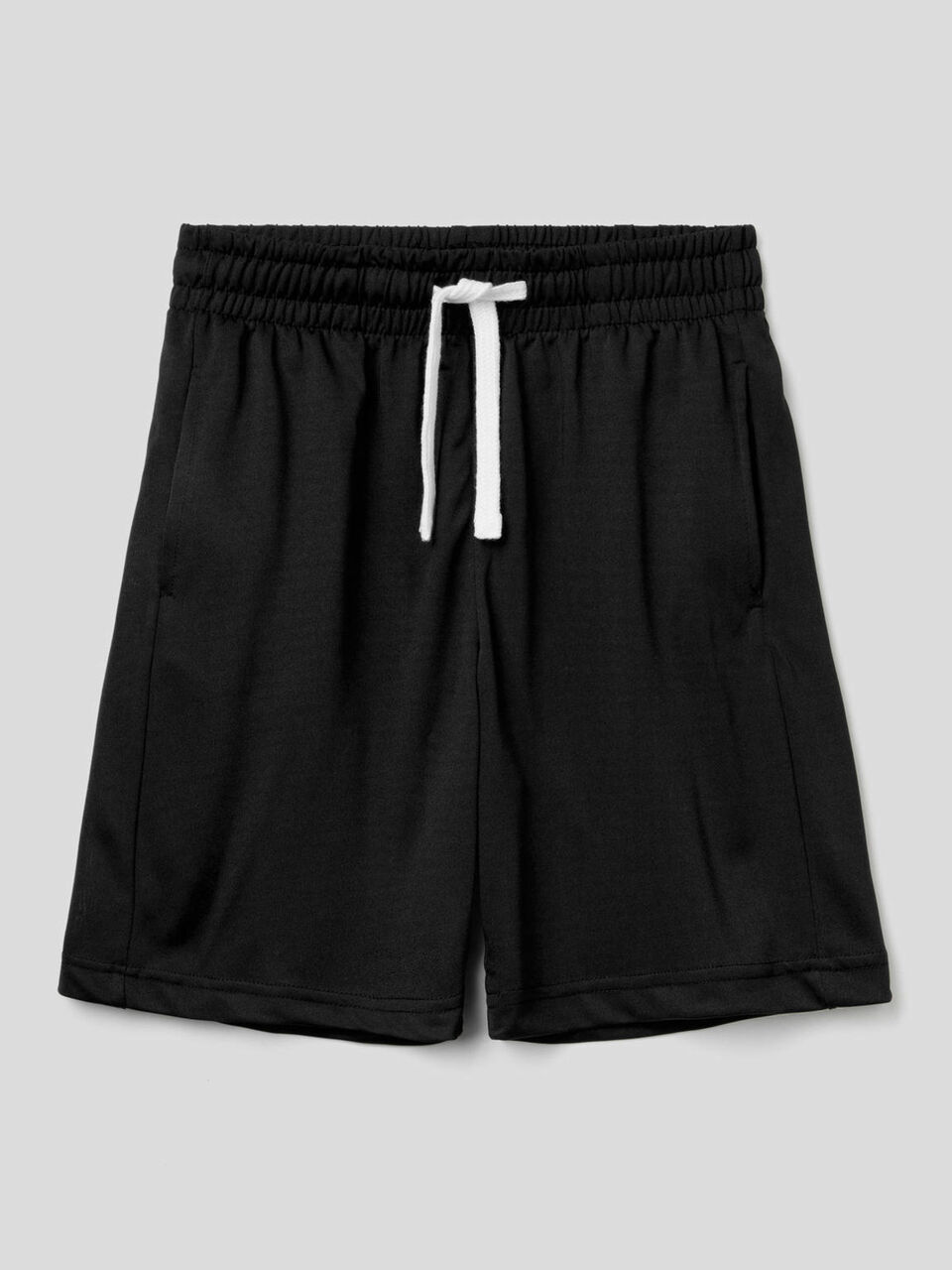 Bermudas with drawstring image number 1