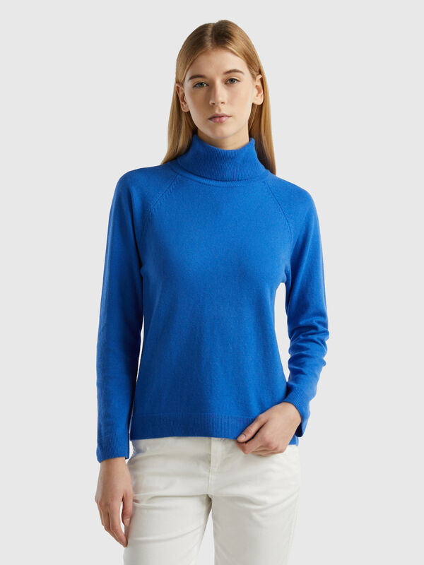 White turtleneck sweater in cashmere and wool blend