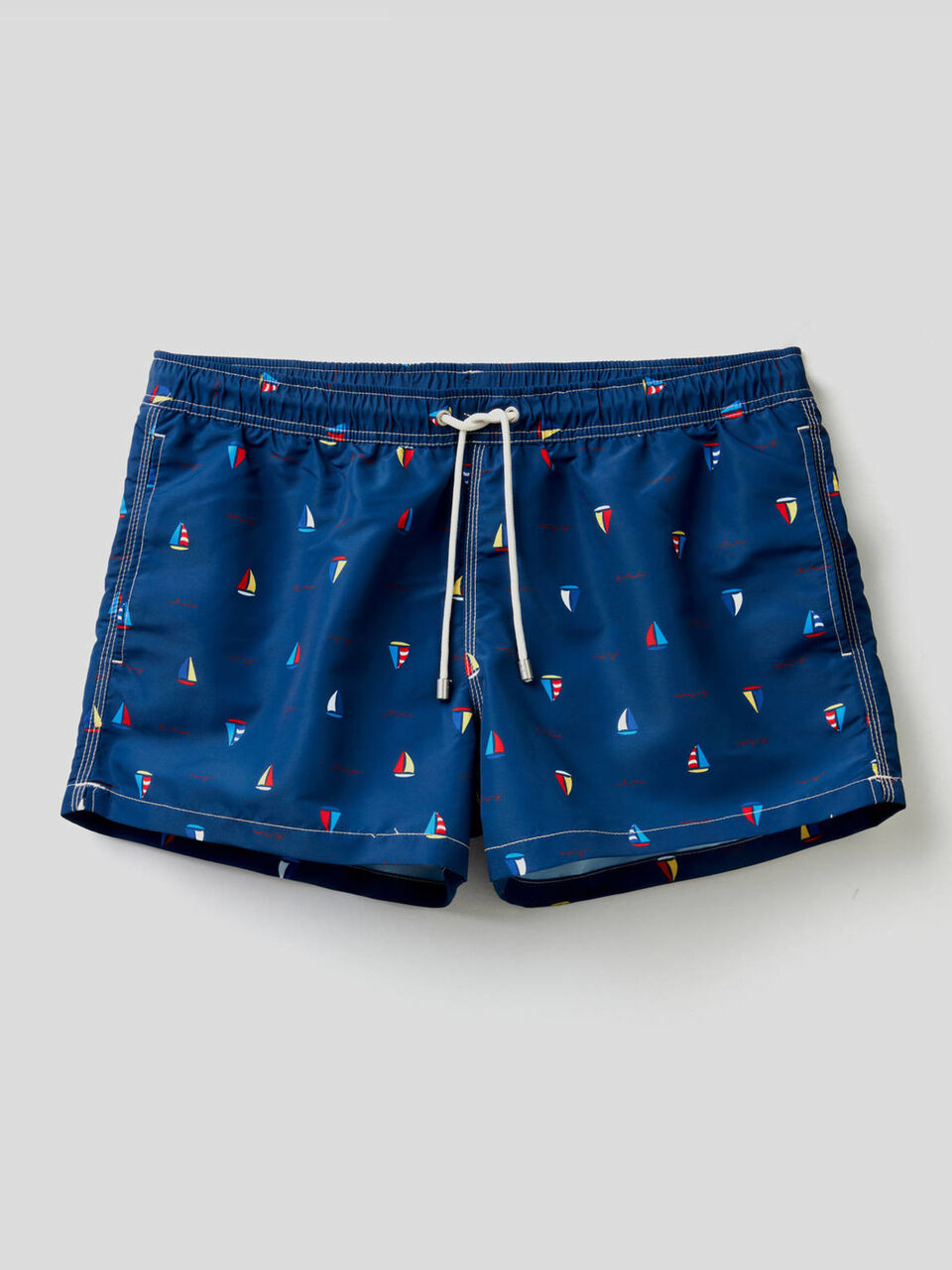 Short patterned swim trunks image number 1