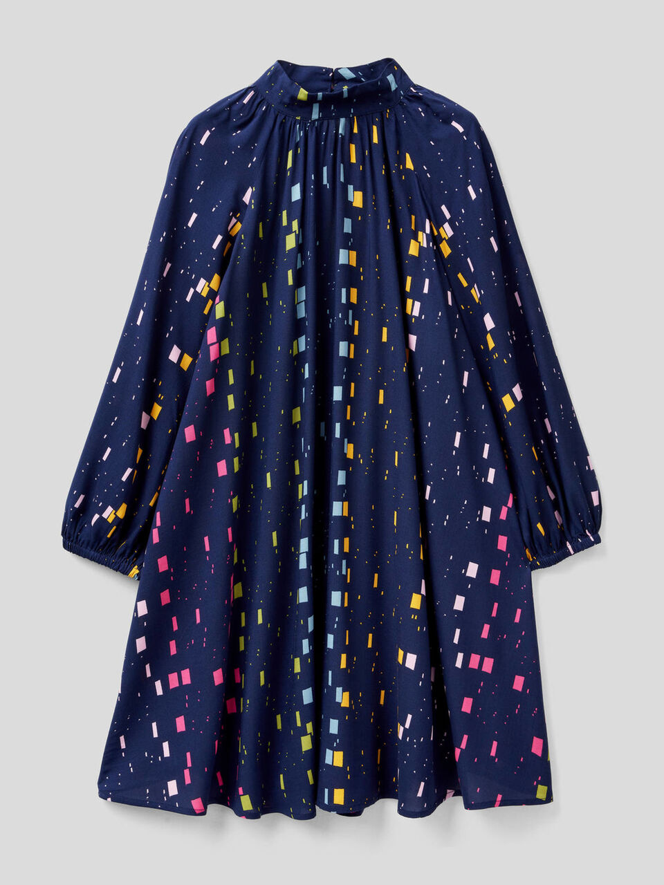 Patterned dress in sustainable viscose image number 1