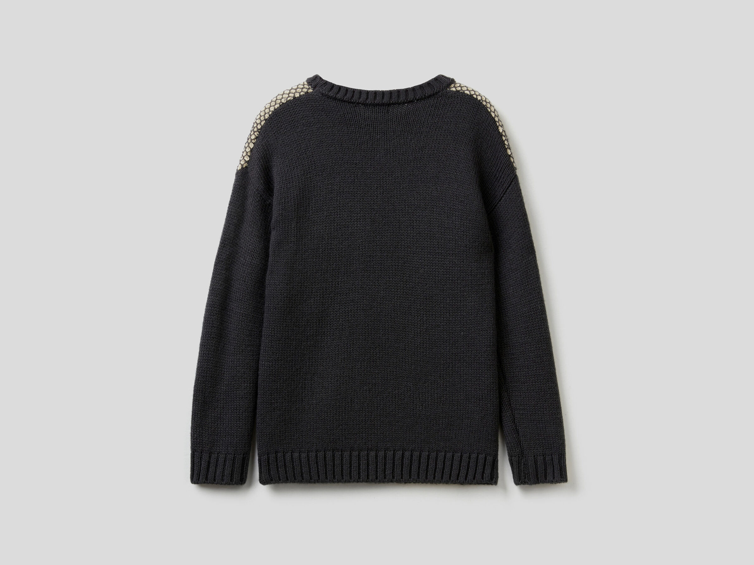 Crew neck mesh sweater image number 2