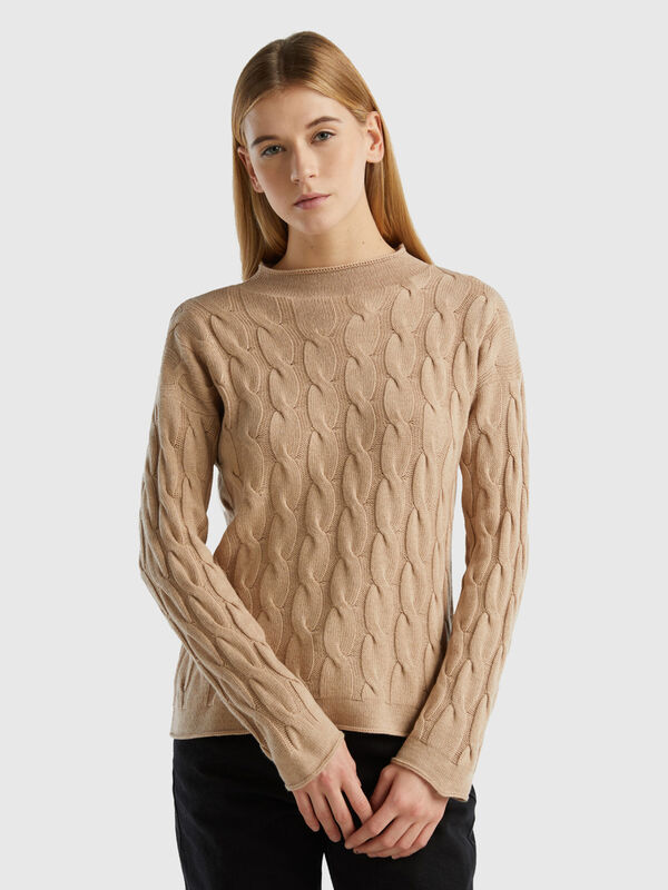 Cable knit sweater Women