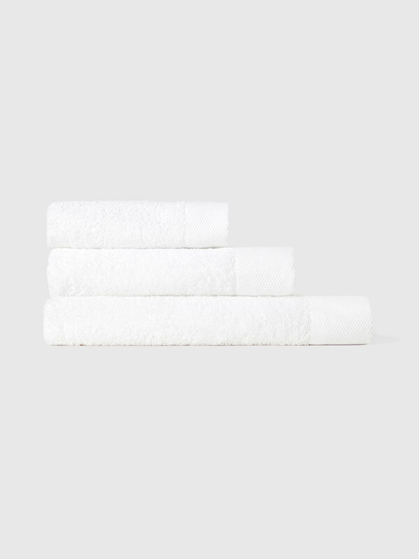 White towel set in 100% cotton