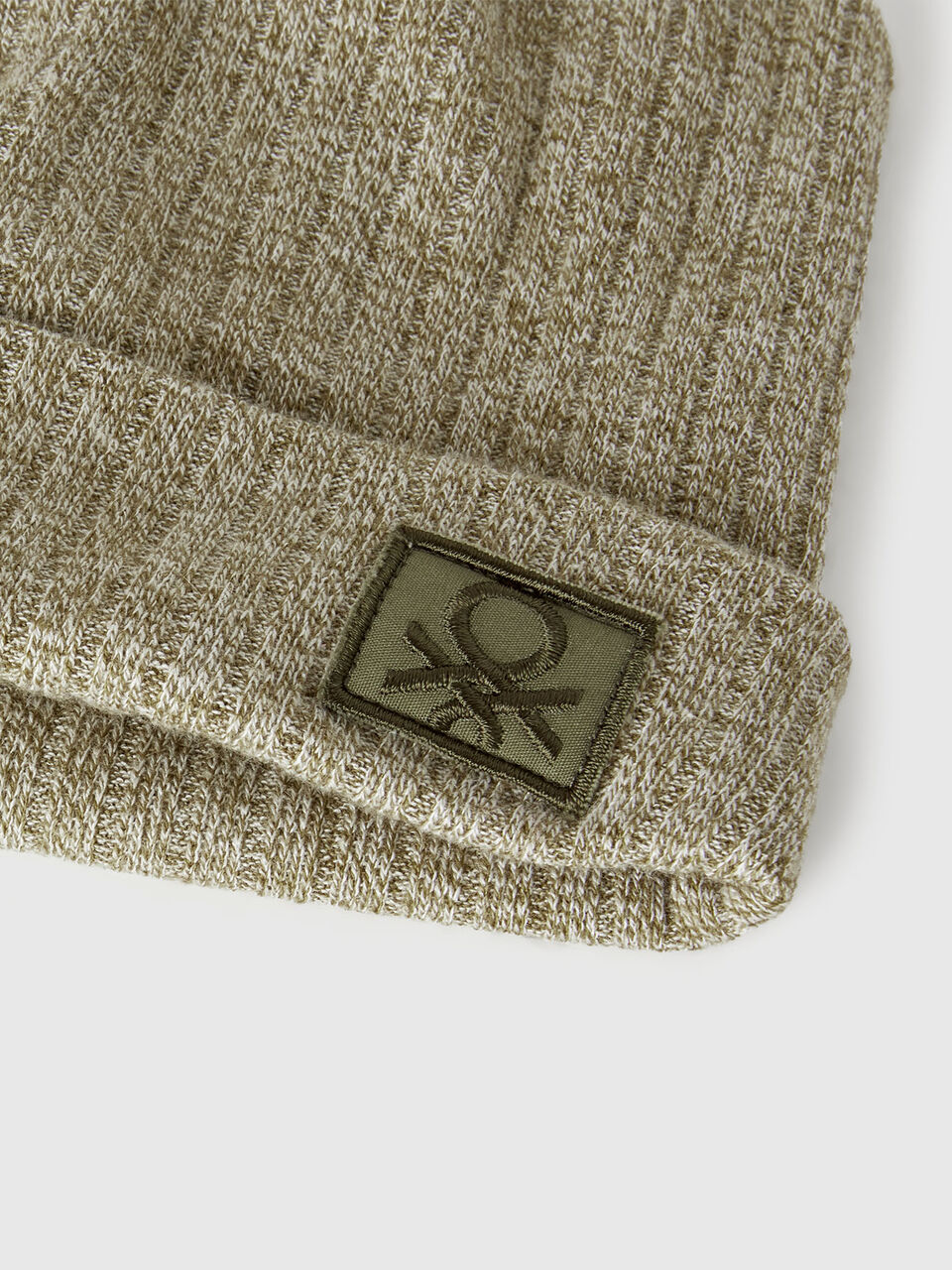 HAT Junior Boy image number null