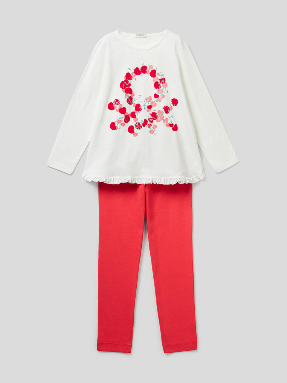 Long pyjamas with print and rouches image number 1