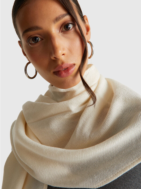 Lightweight viscose blend scarf Women