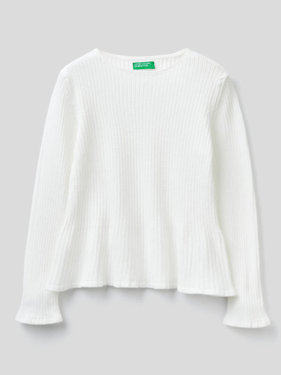 Ribbed knit sweater with flared bottom. image number 1