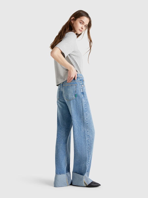 Wide fit jeans with cuff Women