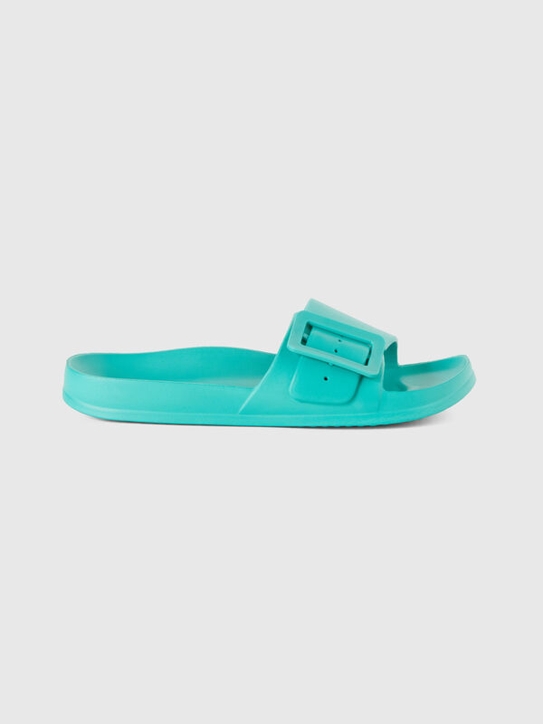 Sandals with band and buckle Women
