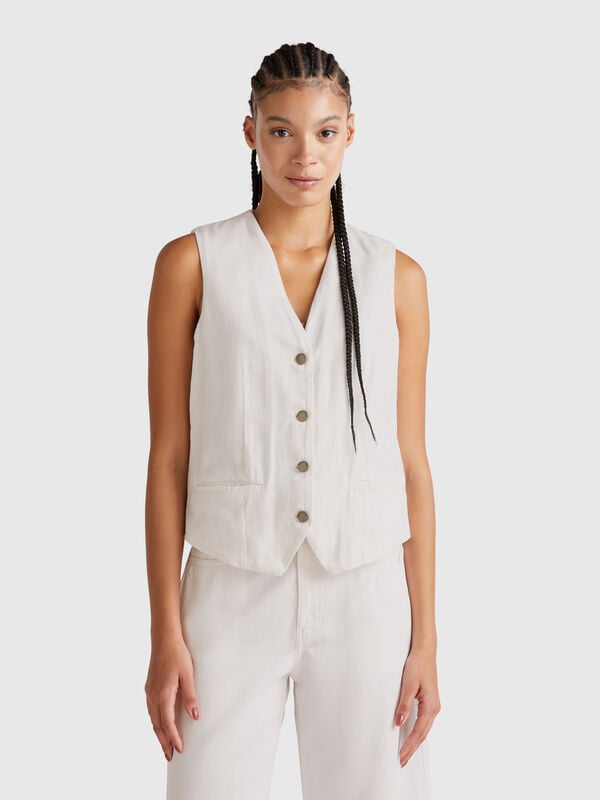 White vest in cotton blend Women