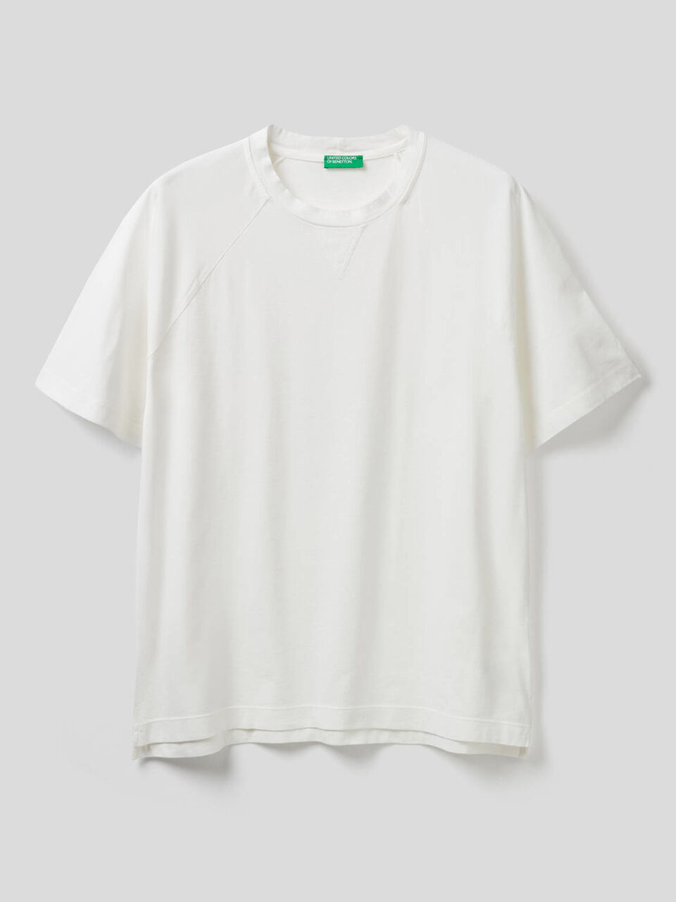 Raglan sleeve t-shirt in 100% cotton image number 1
