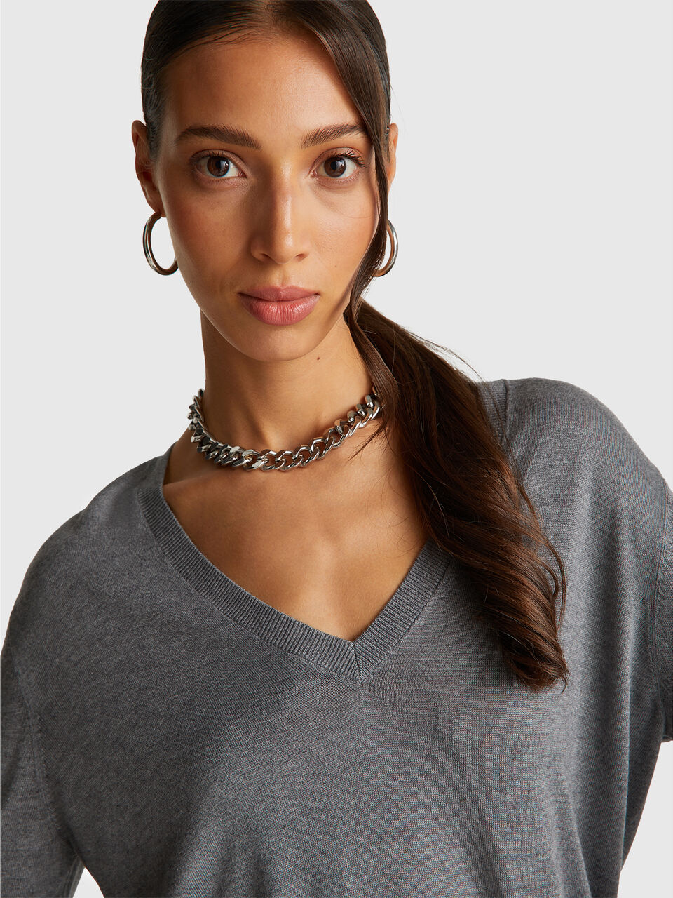 V NECK SWEATER L/S Women image number null