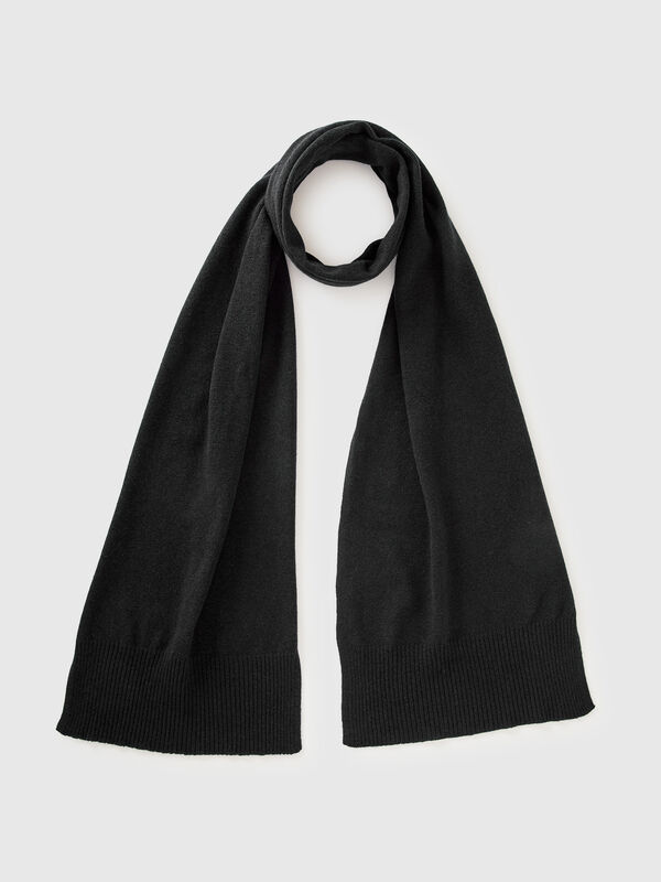 Black scarf in pure Merino wool Women