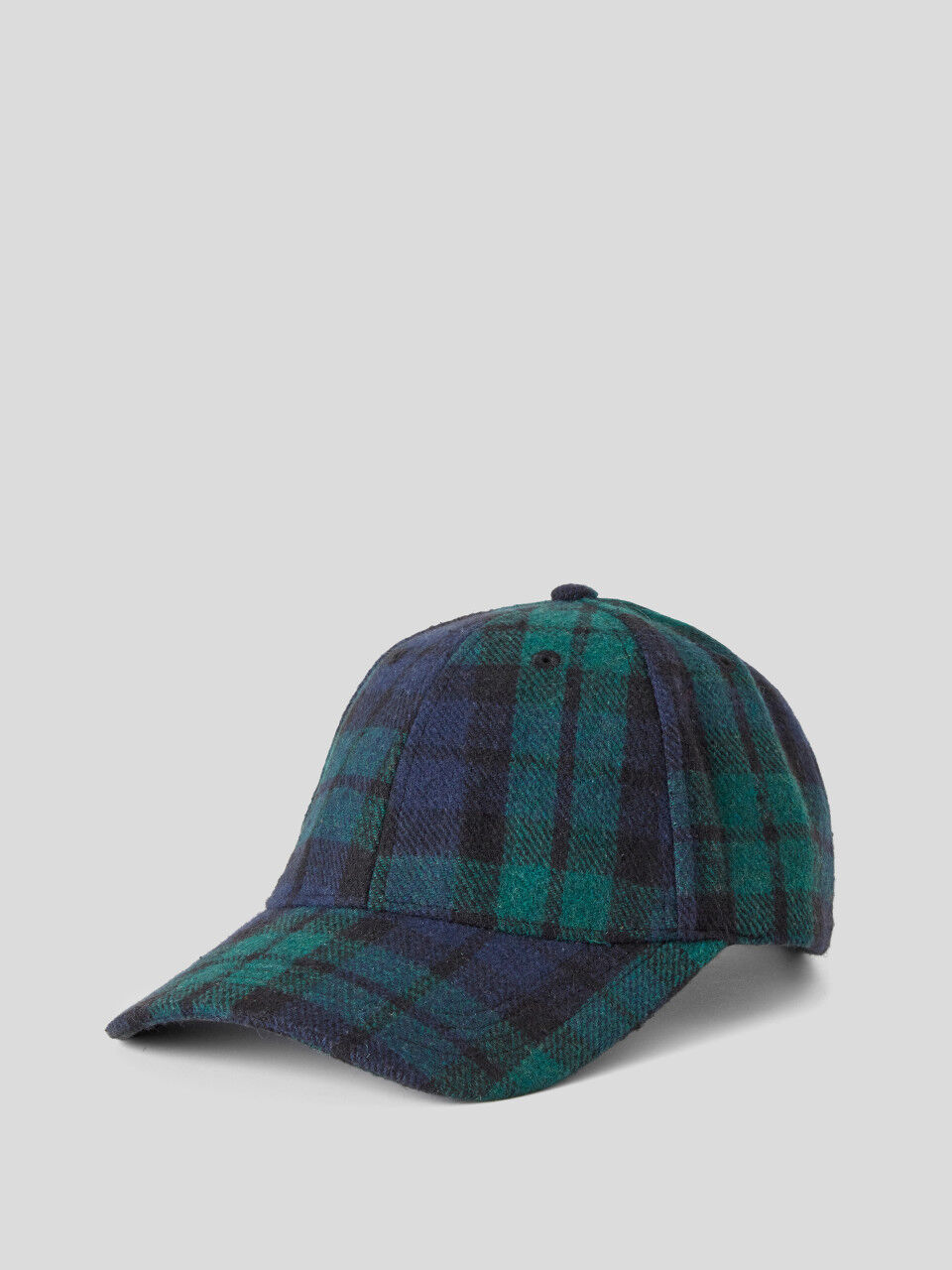 Baseball cap with check pattern