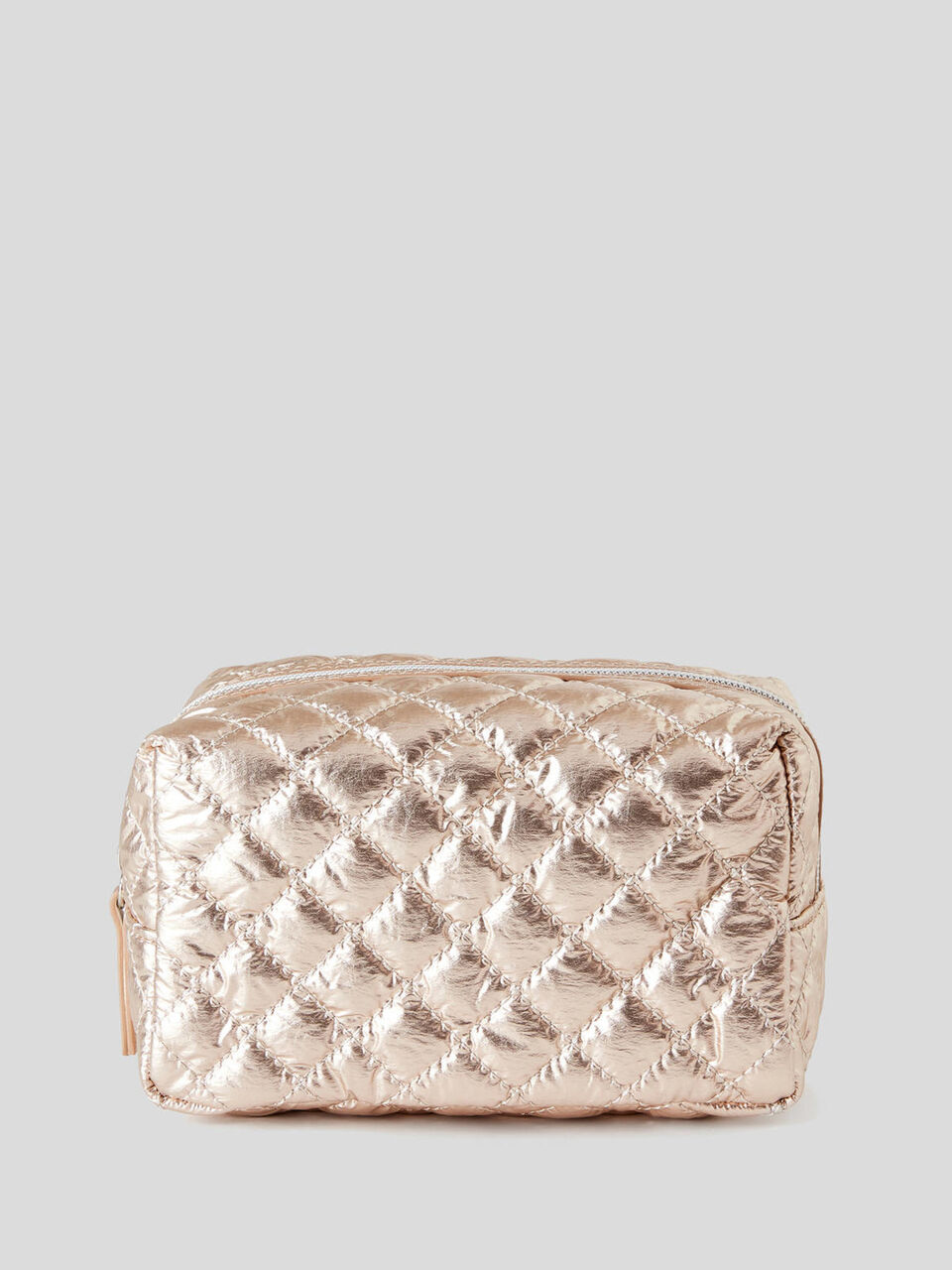 Quilted beauty case image number 1