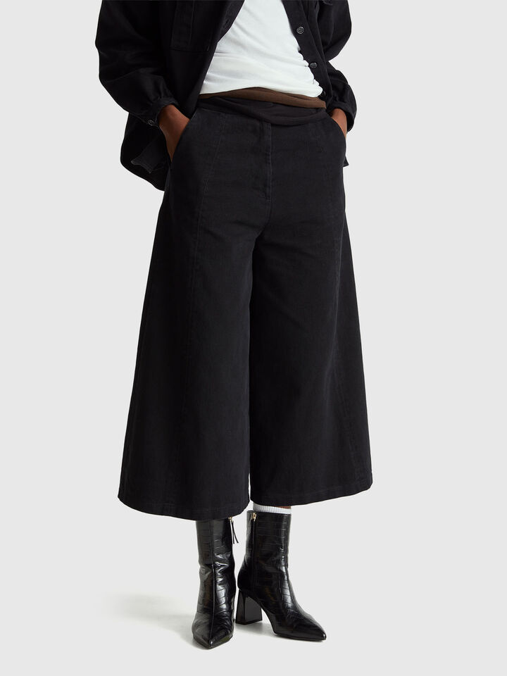 TROUSERS Women